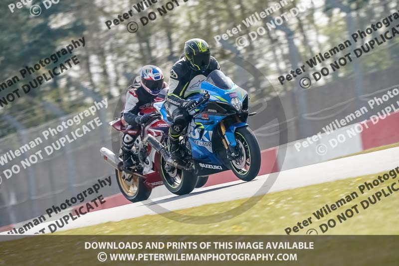 donington no limits trackday;donington park photographs;donington trackday photographs;no limits trackdays;peter wileman photography;trackday digital images;trackday photos